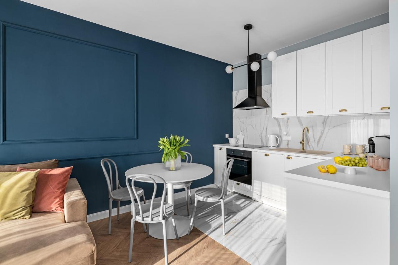 Nexthome Boutique Apartments - Klimatyzacja - Air Conditioning - New Warsaw Ngoại thất bức ảnh